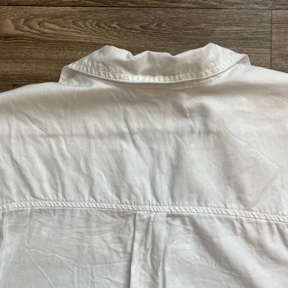 Universal Threads White Blouse - image 6